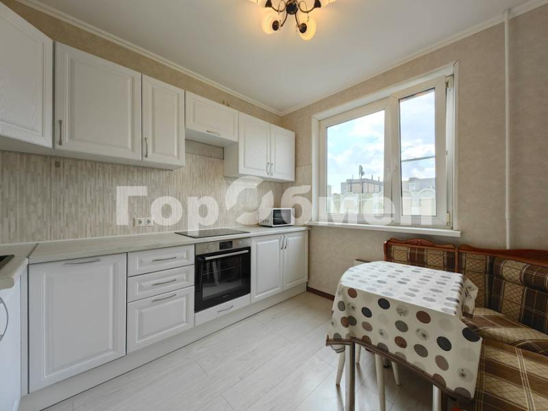 2-комн. квартира, 53 м², 7/17 этаж