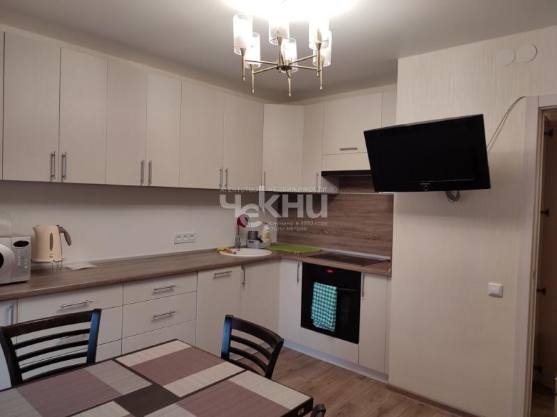 2-комн. квартира, 49 м², 6/10 этаж