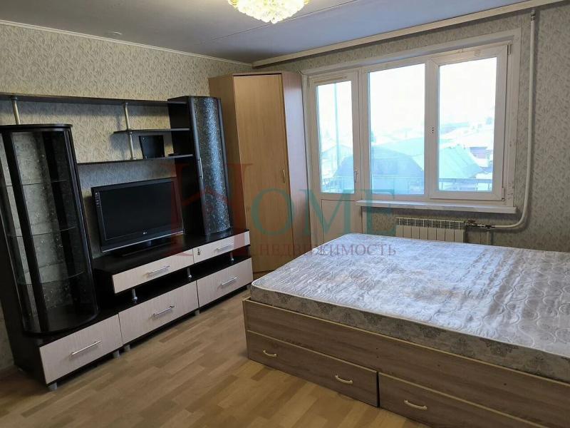 2-комн. квартира, 49 м², 3/5 этаж