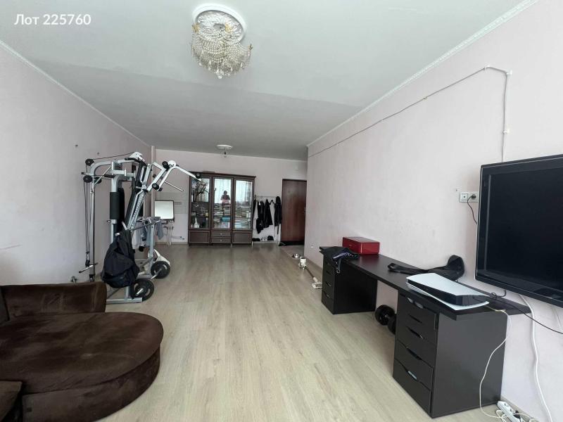 2-комн. квартира, 74 м², 2/17 этаж