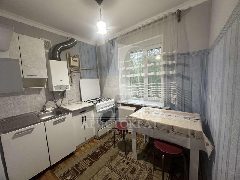 3-комн. квартира, 56 м², 3/5 этаж