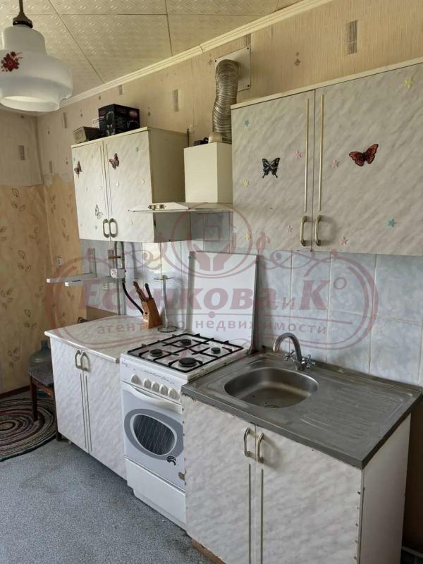 3-комн. квартира, 64 м², 9/9 этаж
