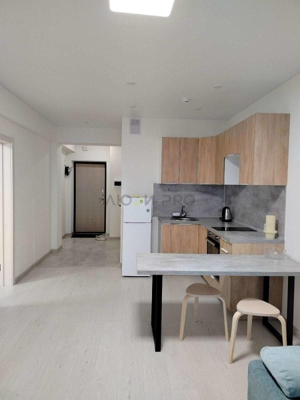 2-комн. квартира, 44 м², 10/17 этаж