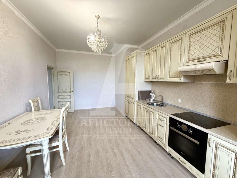 2-комн. квартира, 85 м², 4/11 этаж