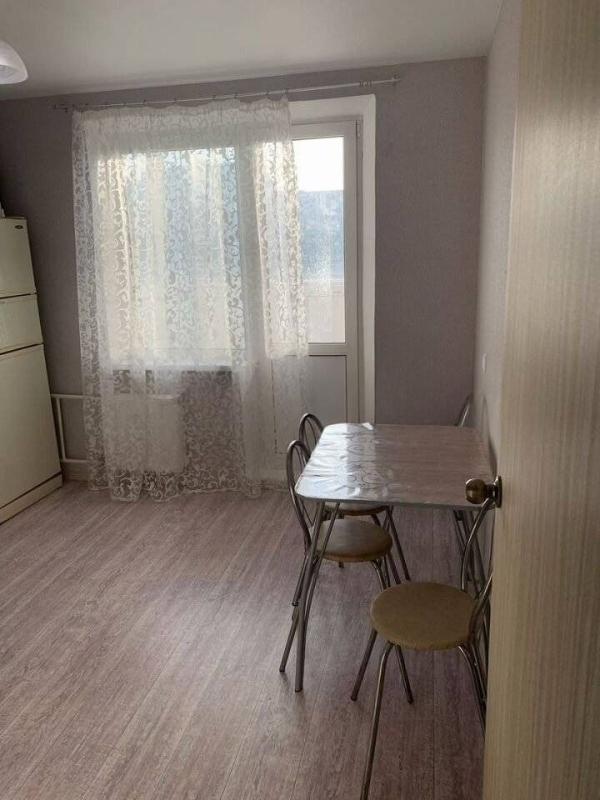 1-комн. квартира, 37 м², 14/18 этаж