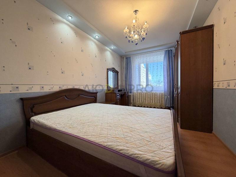 2-комн. квартира, 62 м², 2/10 этаж