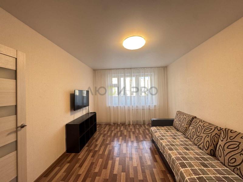 2-комн. квартира, 57 м², 3/10 этаж