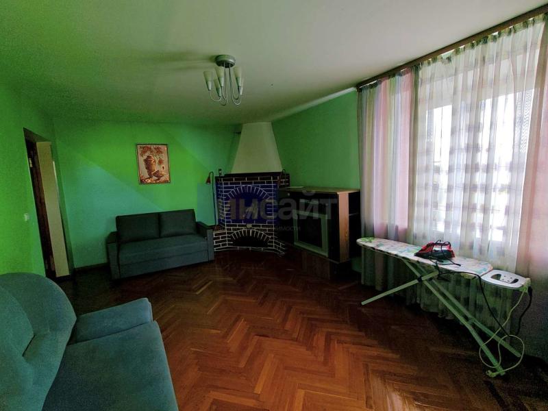 2-комн. квартира, 82 м², 5/5 этаж
