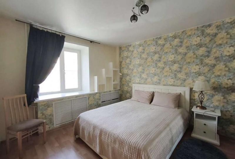 2-комн. квартира, 42 м², 2/5 этаж