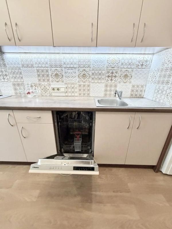 2-комн. квартира, 60 м², 2/9 этаж