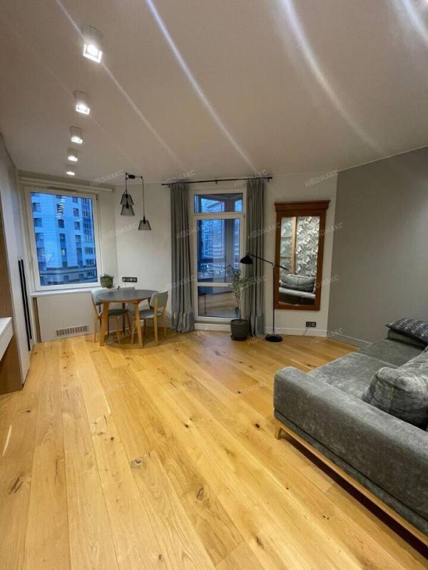 2-комн. квартира, 41 м², 6/17 этаж