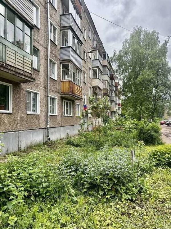2-комн. квартира, 46 м², 2/5 этаж