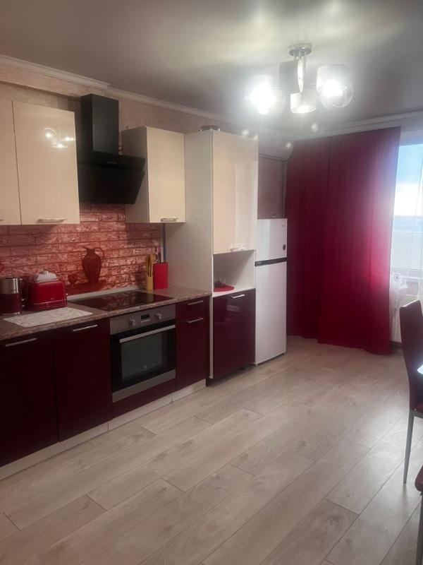 2-комн. квартира, 65 м², 17/18 этаж