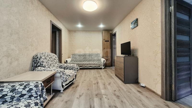 3-комн. квартира, 42 м², 2/5 этаж