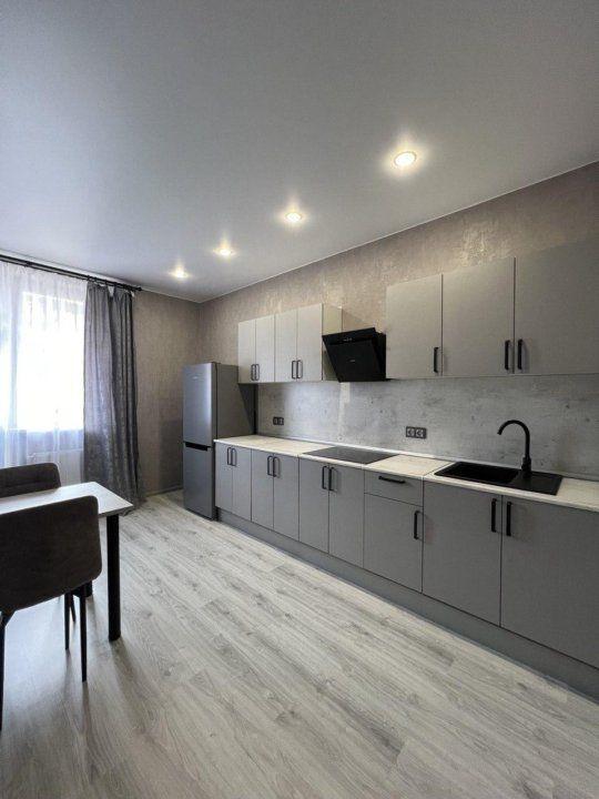 2-комн. квартира, 56 м², 4/18 этаж