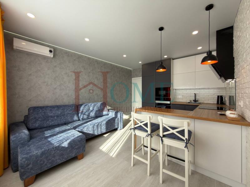 2-комн. квартира, 48 м², 18/25 этаж