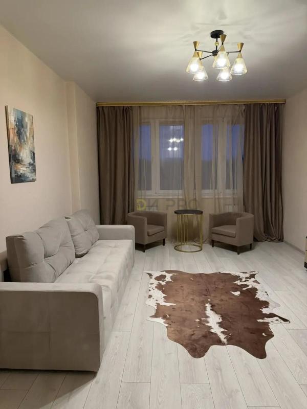 2-комн. квартира, 78 м², 7/20 этаж