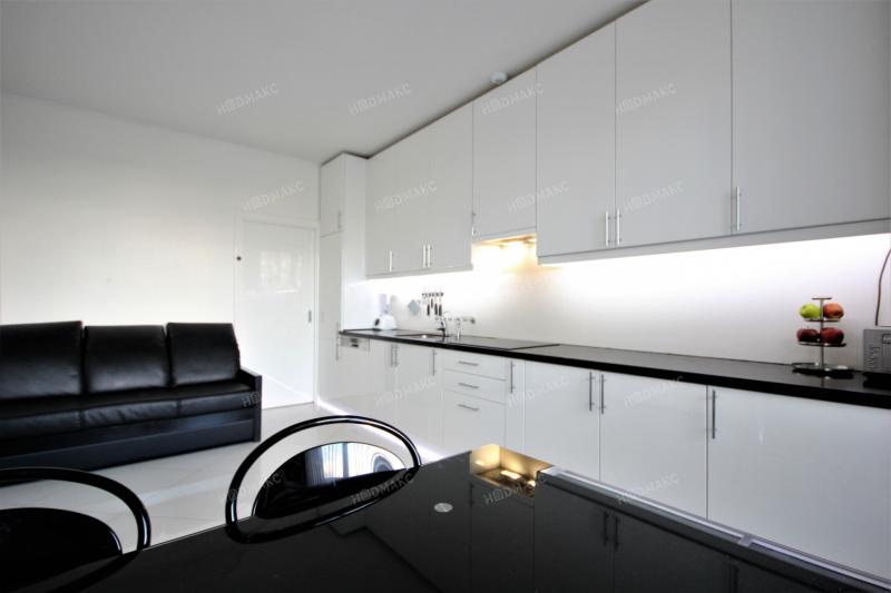 2-комн. квартира, 50 м², 3/22 этаж