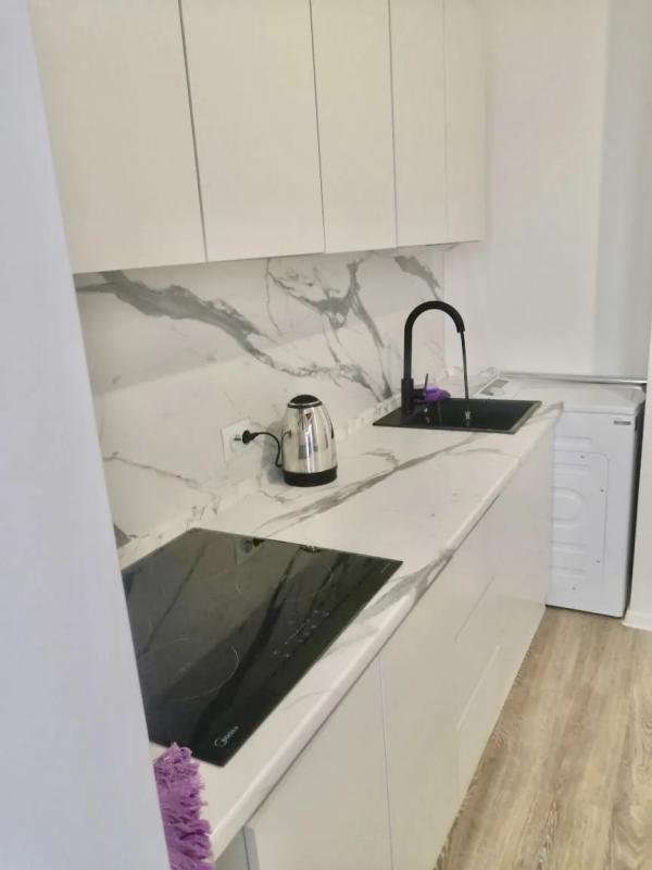 1-комн. квартира, 42 м², 13/18 этаж