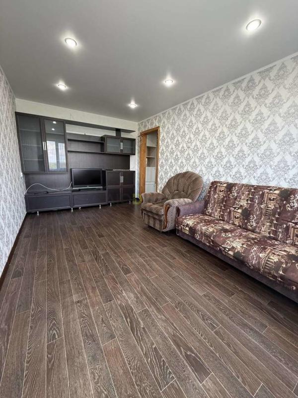 2-комн. квартира, 45 м², 4/5 этаж