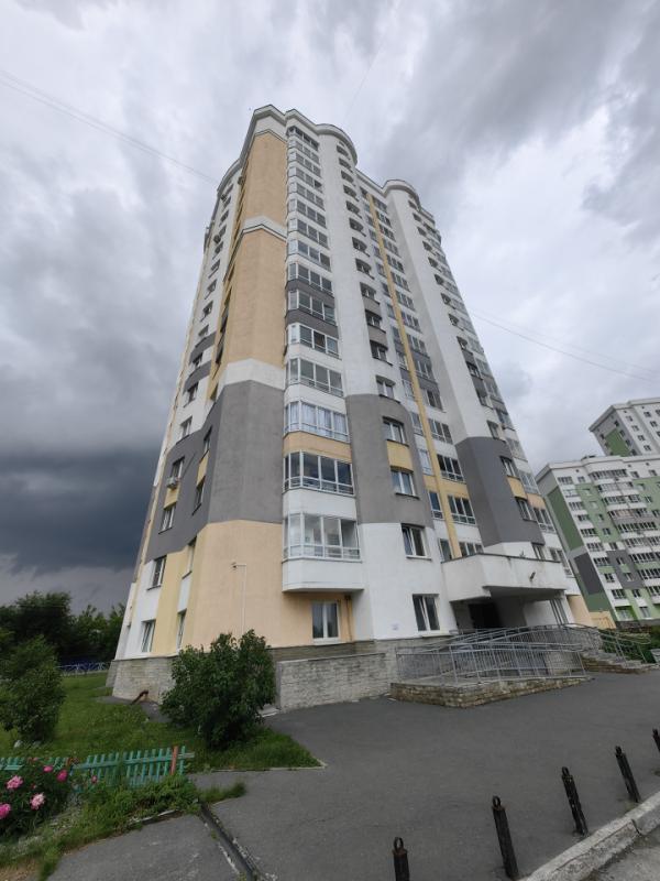 2-комн. квартира, 58 м², 1/16 этаж