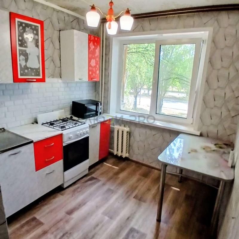 2-комн. квартира, 40 м², 2/5 этаж