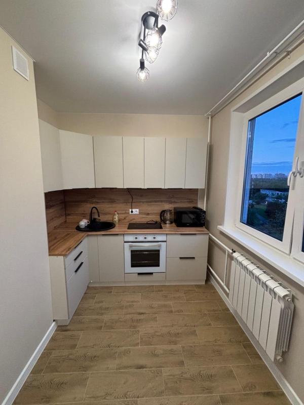 1-комн. квартира, 37 м², 9/17 этаж