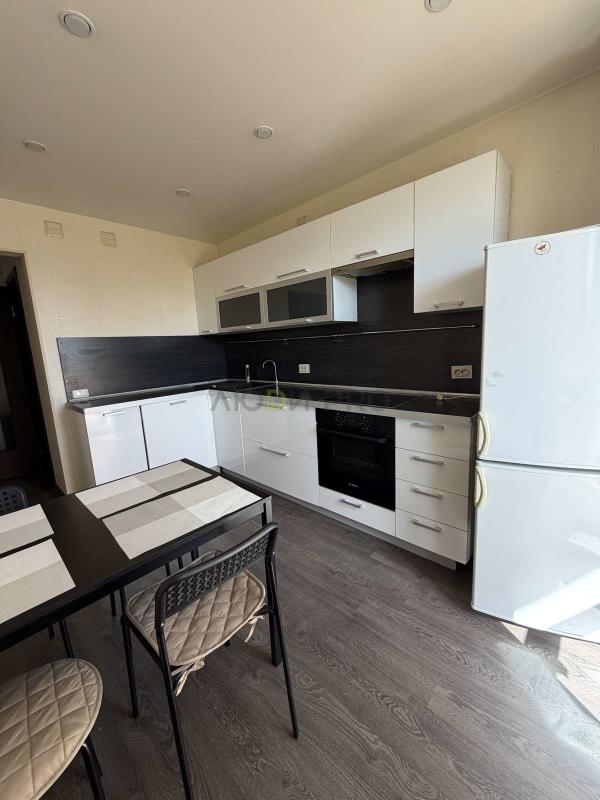 1-комн. квартира, 32 м², 8/15 этаж