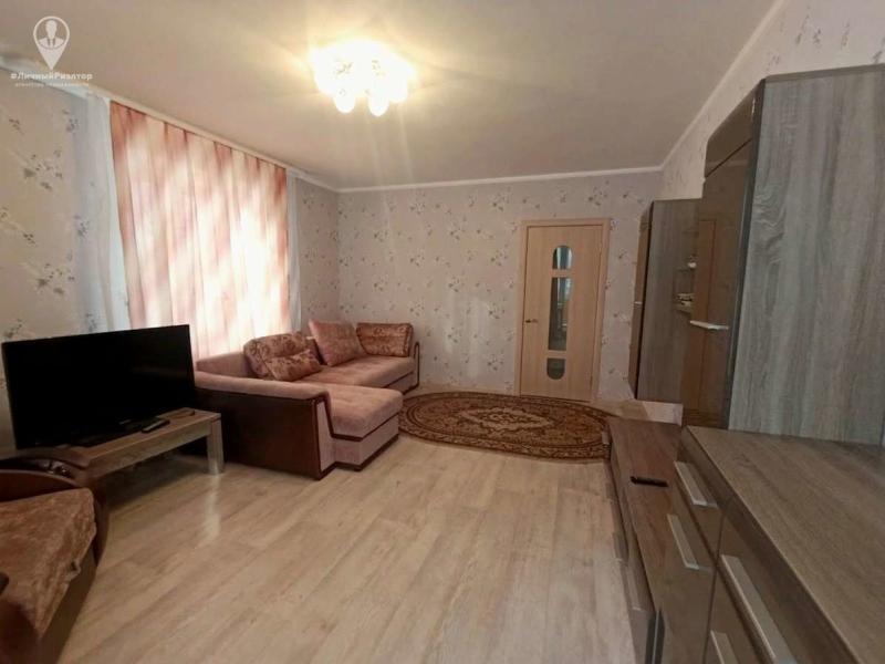 2-комн. квартира, 61 м², 1/10 этаж