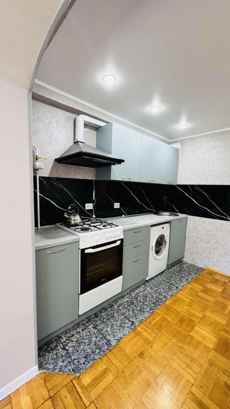 2-комн. квартира, 56 м², 5/9 этаж
