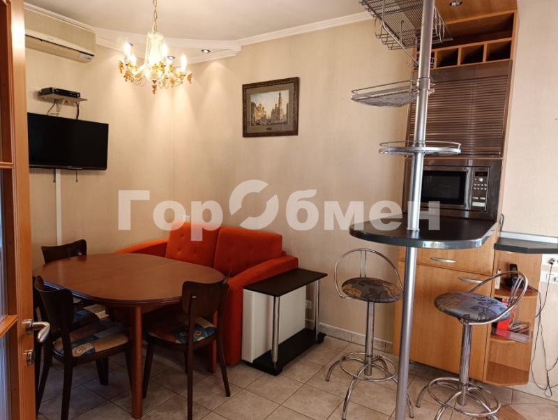 3-комн. квартира, 64 м², 4/4 этаж