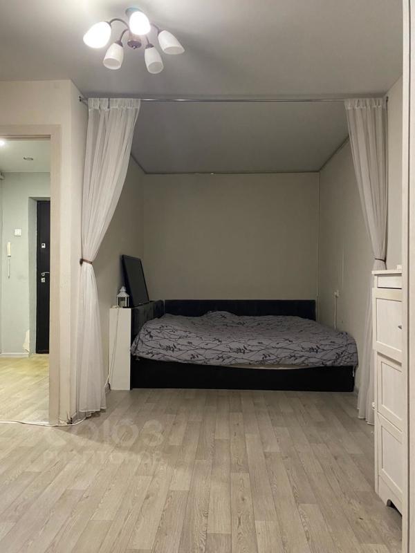 1-комн. квартира, 42 м², 1/9 этаж