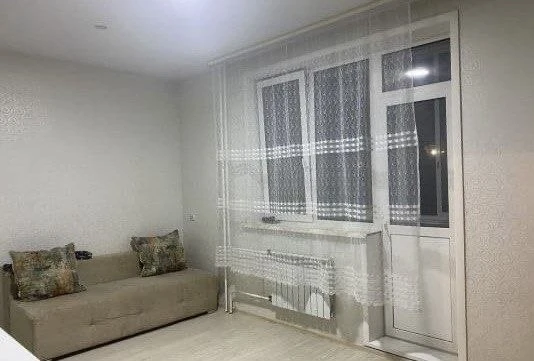 1-комн. квартира, 35 м², 1/4 этаж