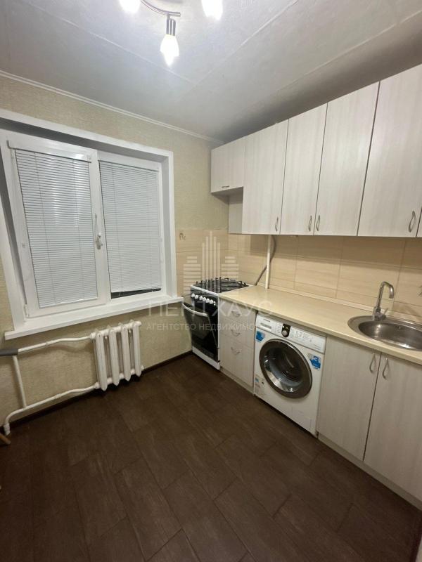 1-комн. квартира, 33 м², 3/6 этаж