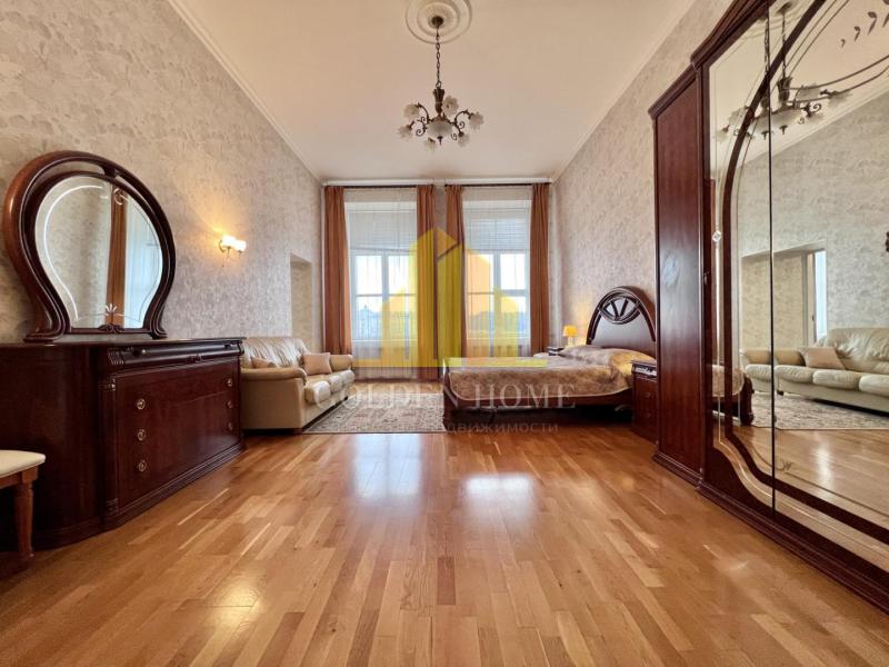 2-комн. квартира, 175 м², 1/3 этаж