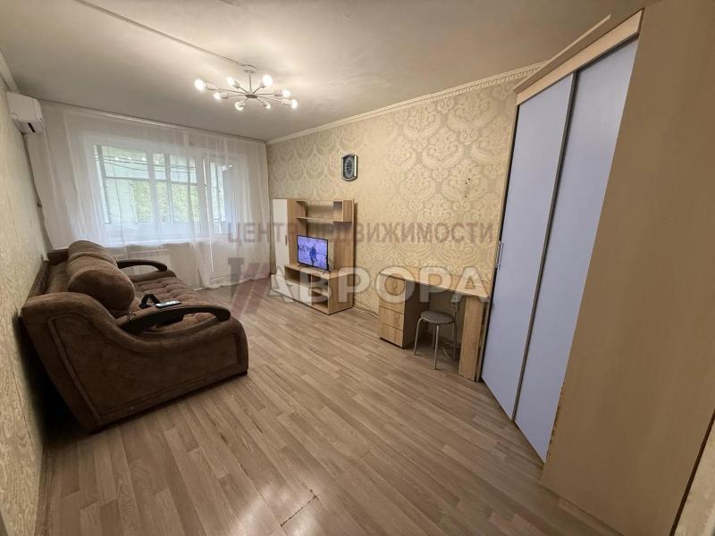 2-комн. квартира, 43 м², 4/5 этаж