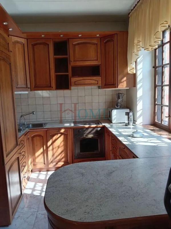 3-комн. квартира, 76 м², 2/4 этаж