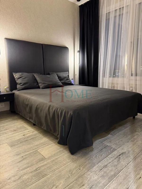 1-комн. квартира, 27 м², 25/30 этаж