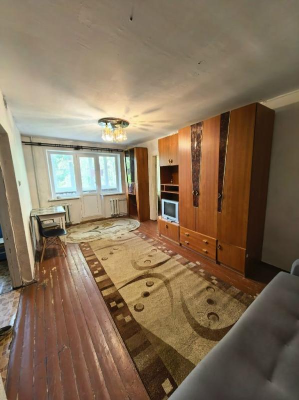2-комн. квартира, 42 м², 4/5 этаж