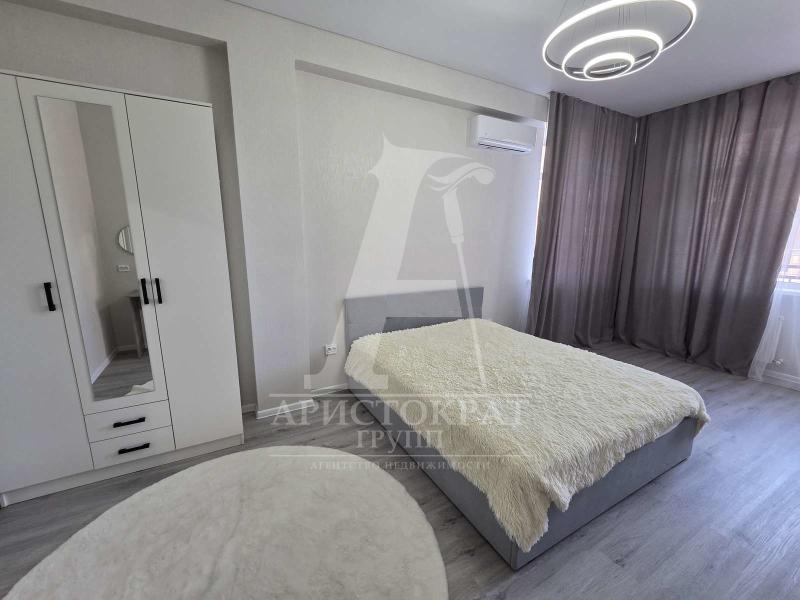 1-комн. квартира, 50 м², 3/4 этаж