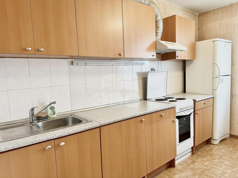 2-комн. квартира, 62 м², 6/10 этаж