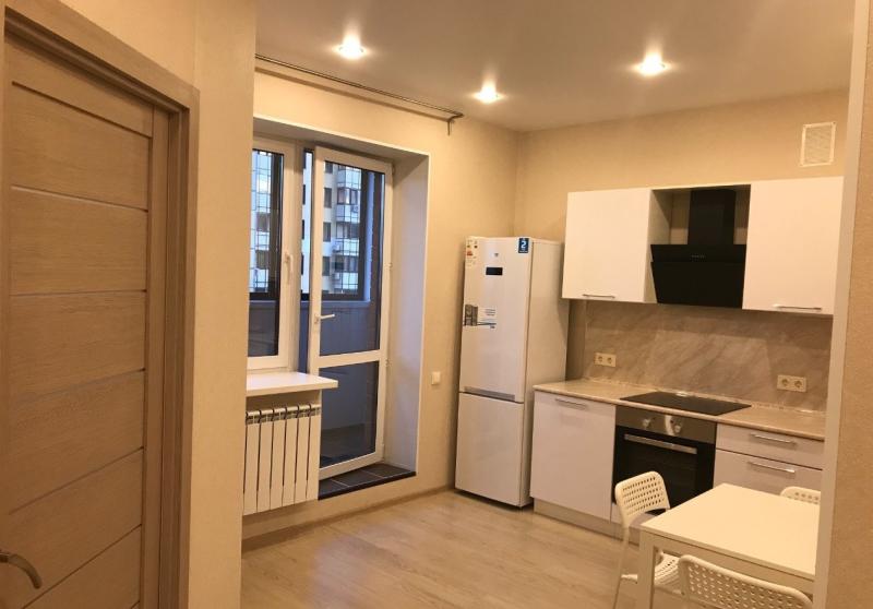 2-комн. квартира, 42 м², 9/17 этаж