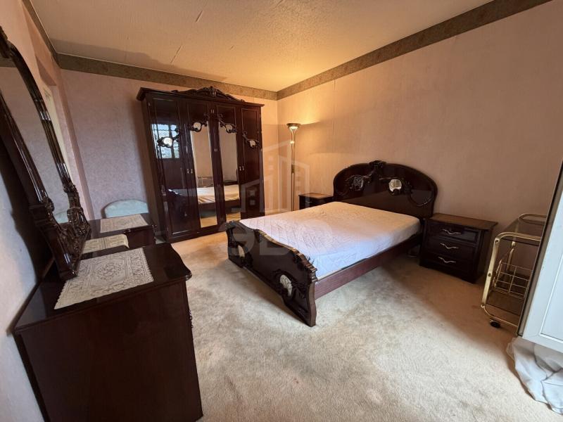 2-комн. квартира, 56 м², 5/12 этаж