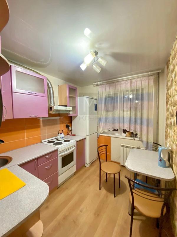 2-комн. квартира, 48 м², 2/13 этаж