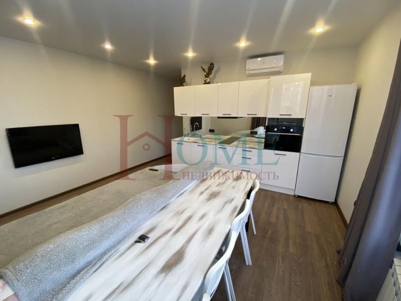 2-комн. квартира, 46 м², 3/25 этаж