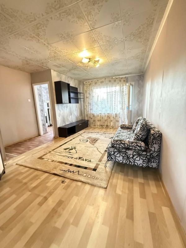 2-комн. квартира, 42 м², 5/5 этаж
