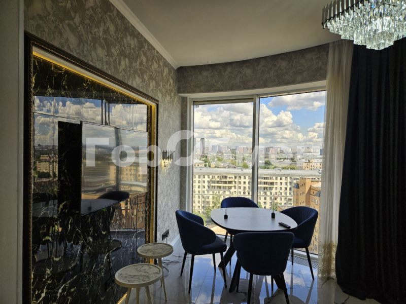 2-комн. квартира, 55 м², 14/30 этаж