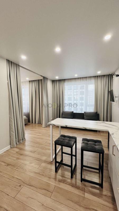 1-комн. квартира, 37 м², 22/25 этаж