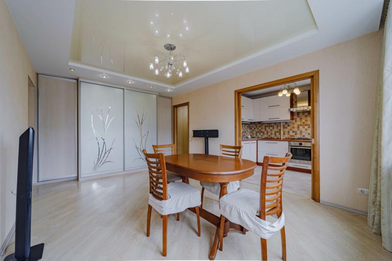 3-комн. квартира, 57 м², 5/9 этаж