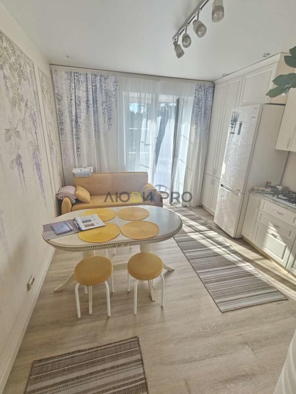 2-комн. квартира, 61 м², 3/3 этаж